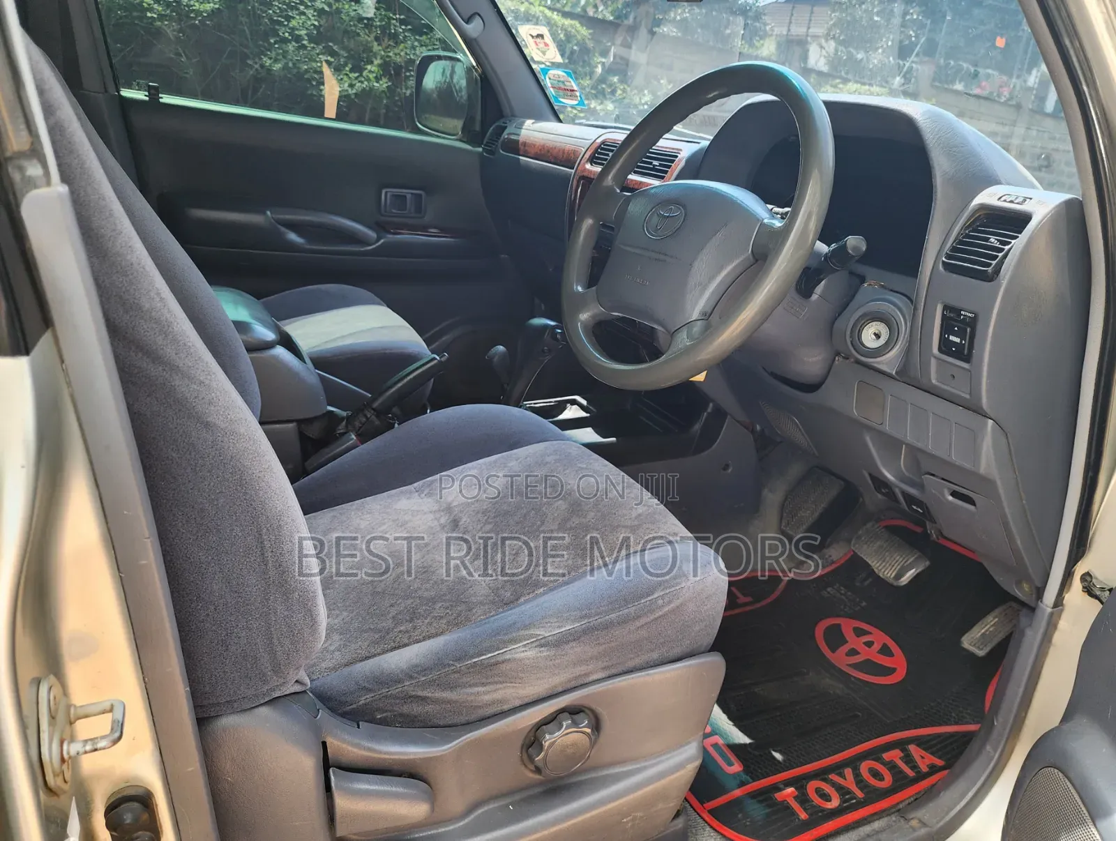 Toyota Land Cruiser Prado 2.7 16V 5dr 2000 Silver