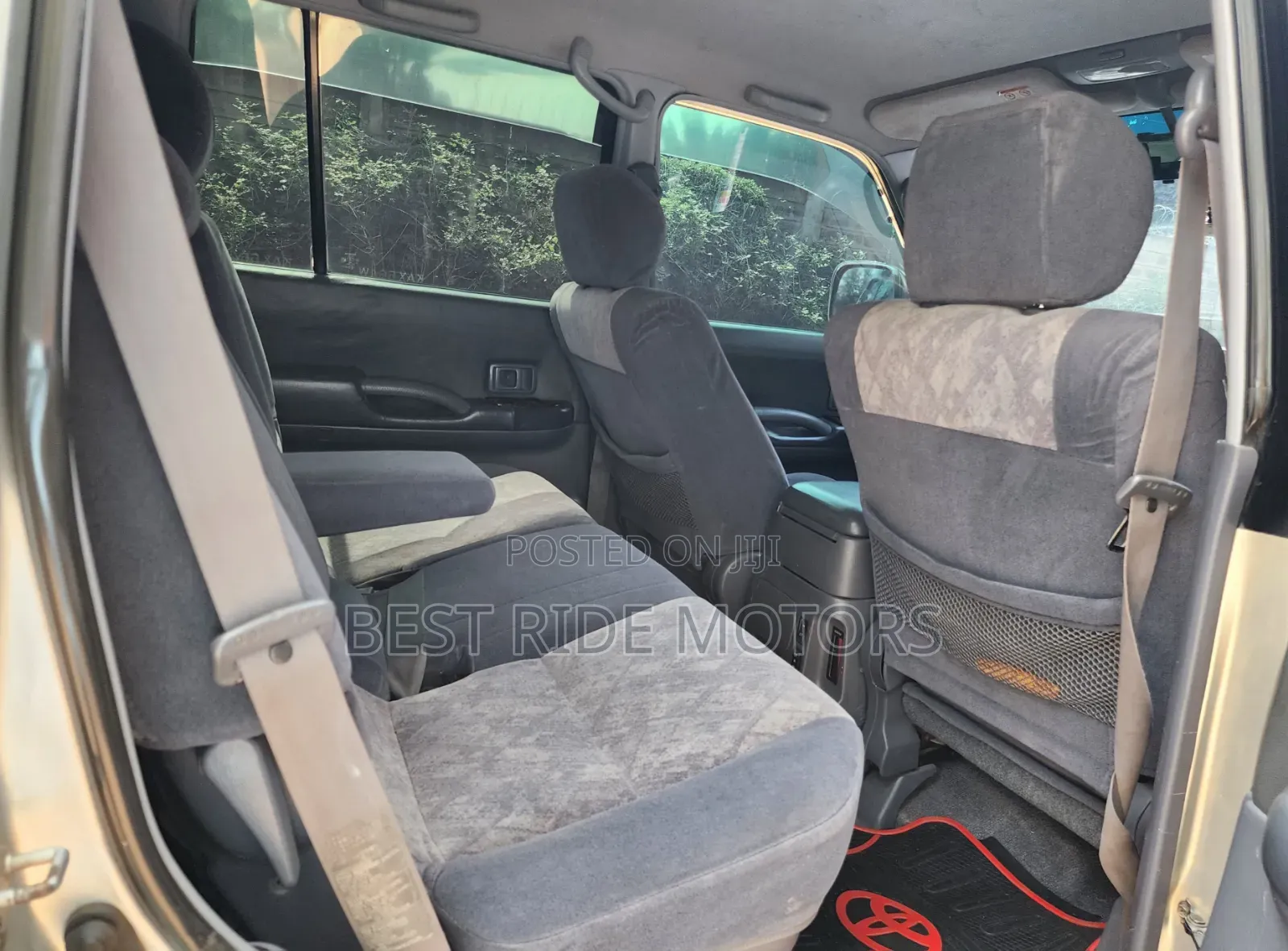 Toyota Land Cruiser Prado 2.7 16V 5dr 2000 Silver