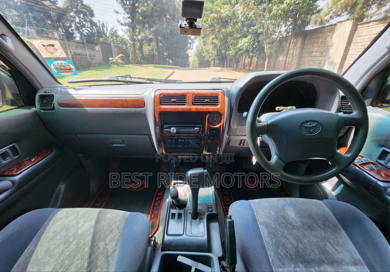 Toyota Land Cruiser Prado 2.7 16V 5dr 2000 Silver
