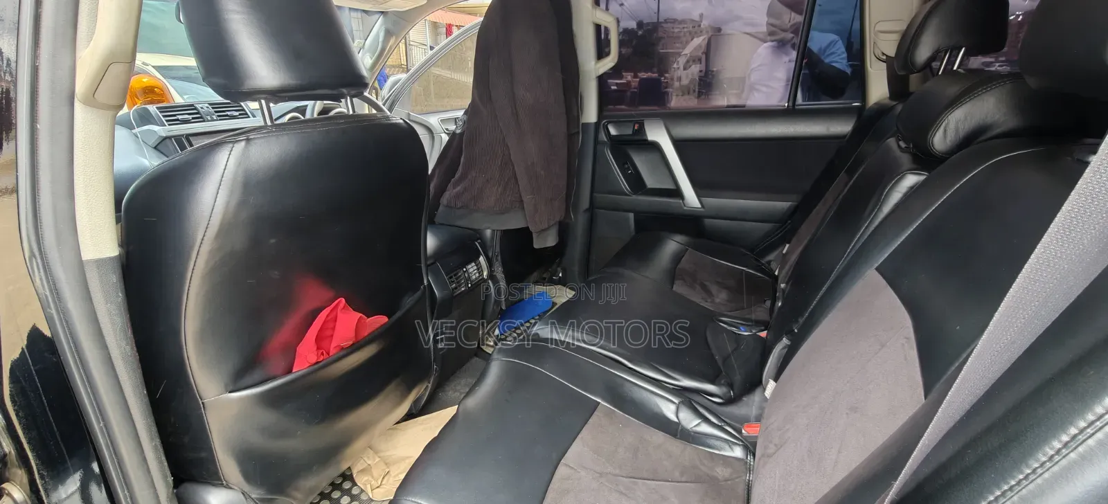 Toyota Land Cruiser Prado 2017 Black