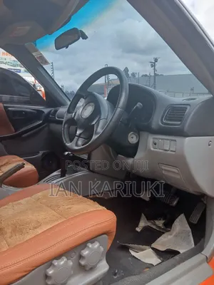 Subaru Forester 2000 Orange
