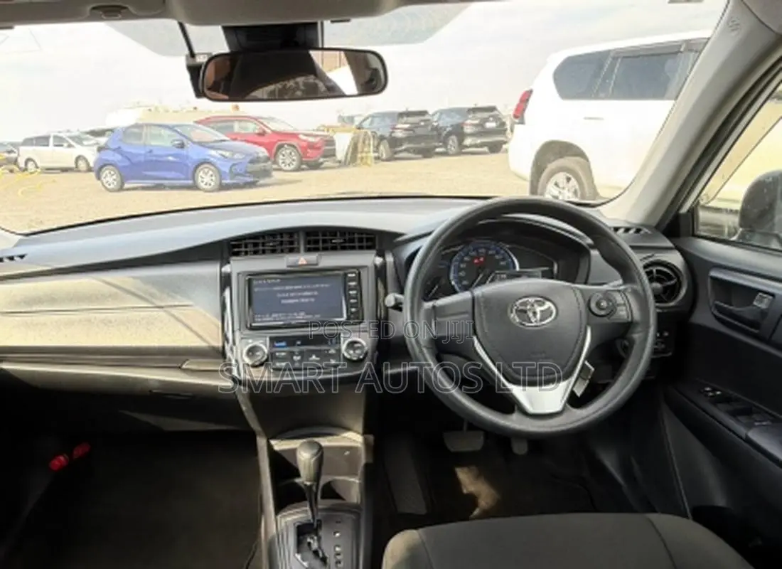 Toyota Axio 1.5 Hybrid 2WD 2019 White