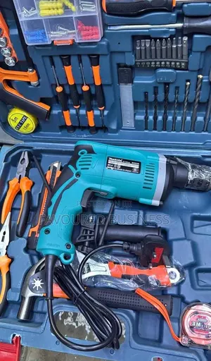 Heavy Duty Makita 36v Drill Set/ to Quality Drill Set With Tools