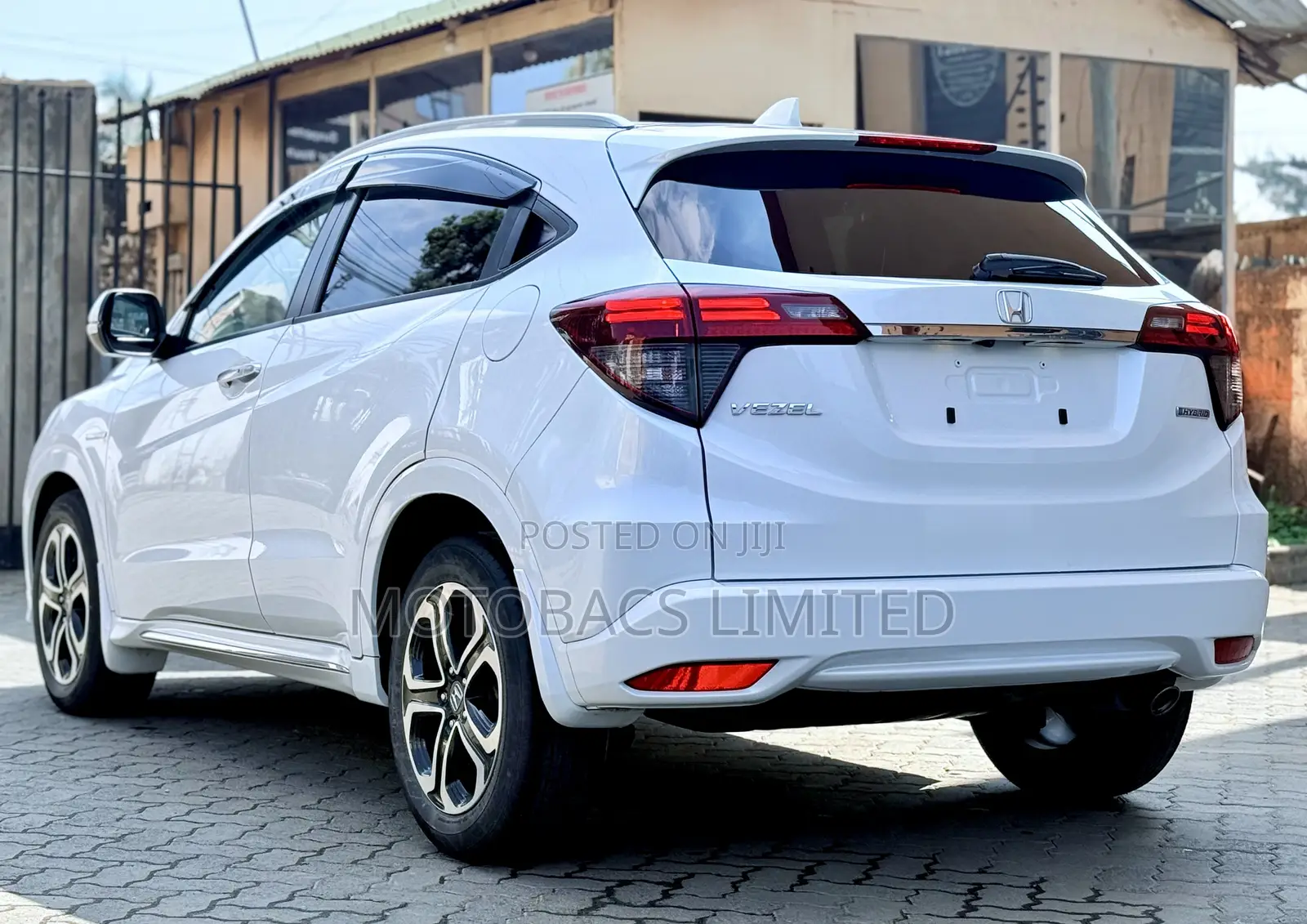 Honda Vezel 1.5 Hybrid 2WD 2020 Pearl