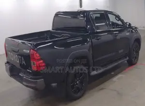 Toyota Hilux Revo Double Cab Deisel 2.4 AWD 2019 Blue