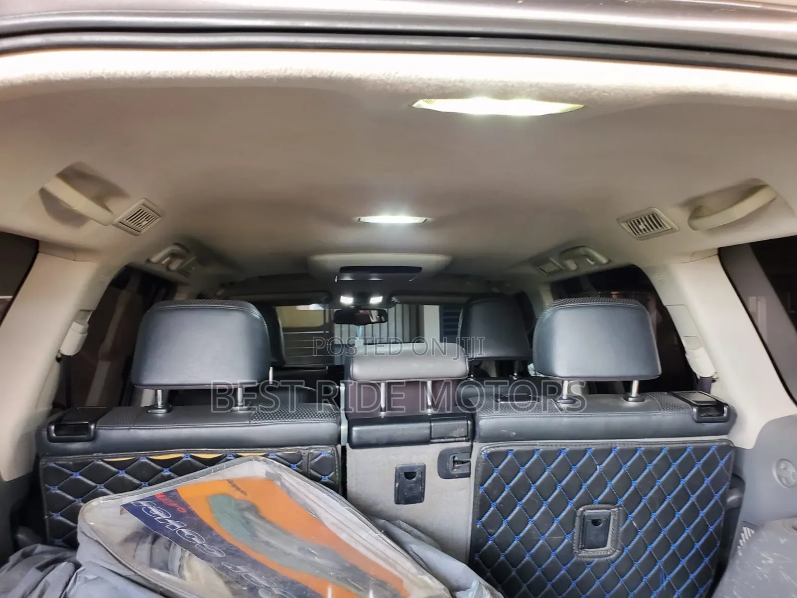 Toyota Land Cruiser Prado KAKADU 2013 Gray
