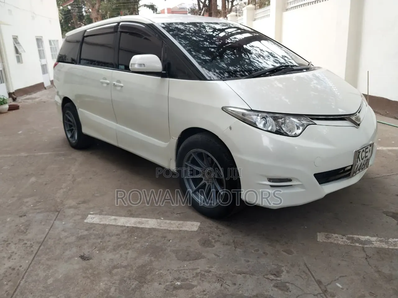 Toyota Estima 2008 White