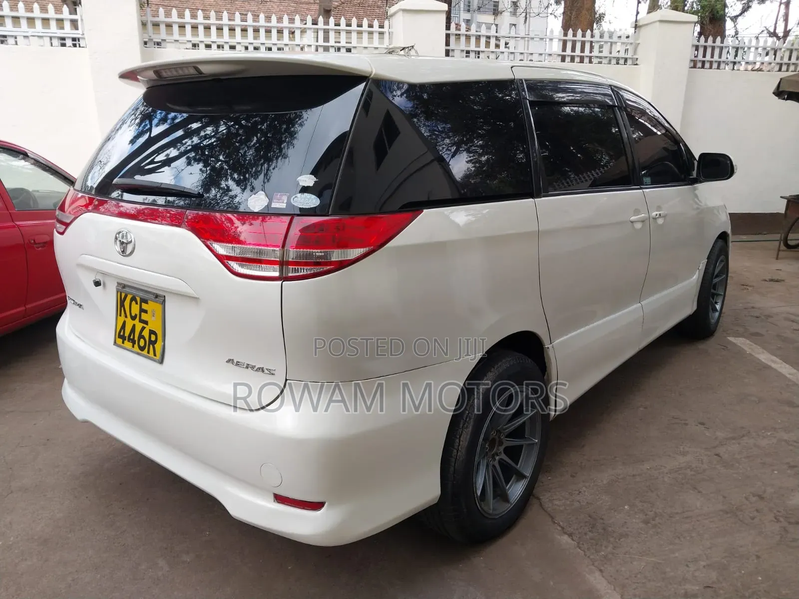 Toyota Estima 2008 White