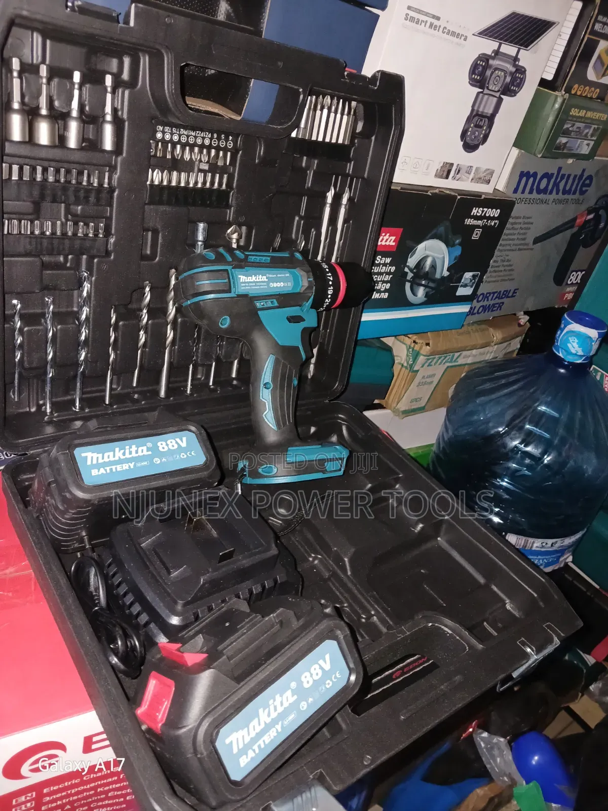 Makita 88V Cordless Hammer Drill Set