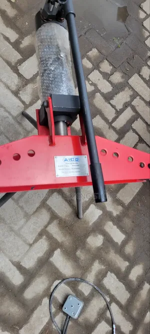 Hydraulic Pipe Bender
