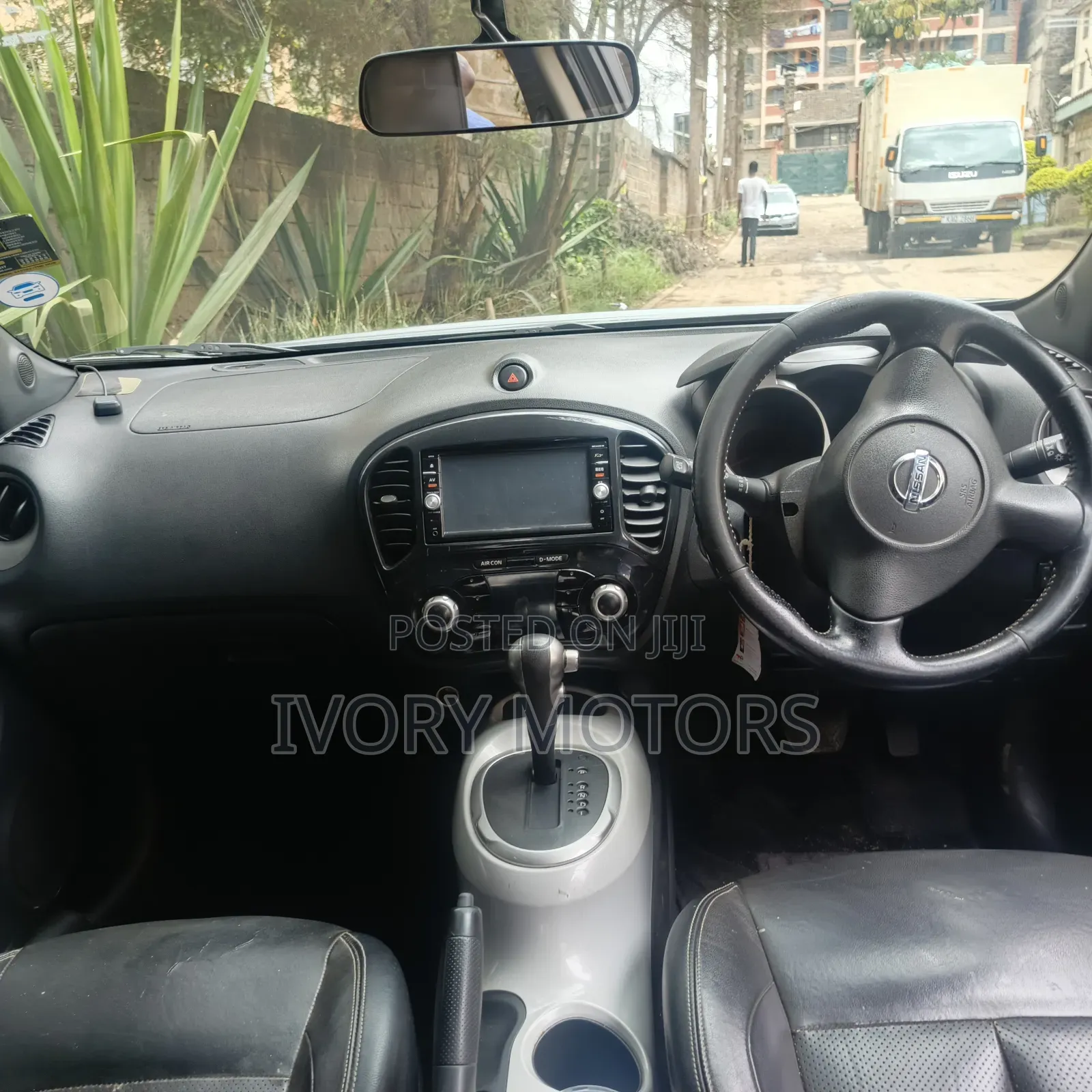 Nissan Juke 2012 Blue