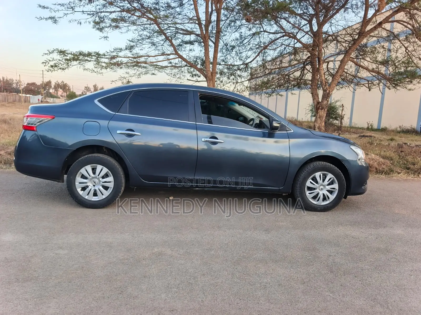 Nissan Bluebird 2013 Blue