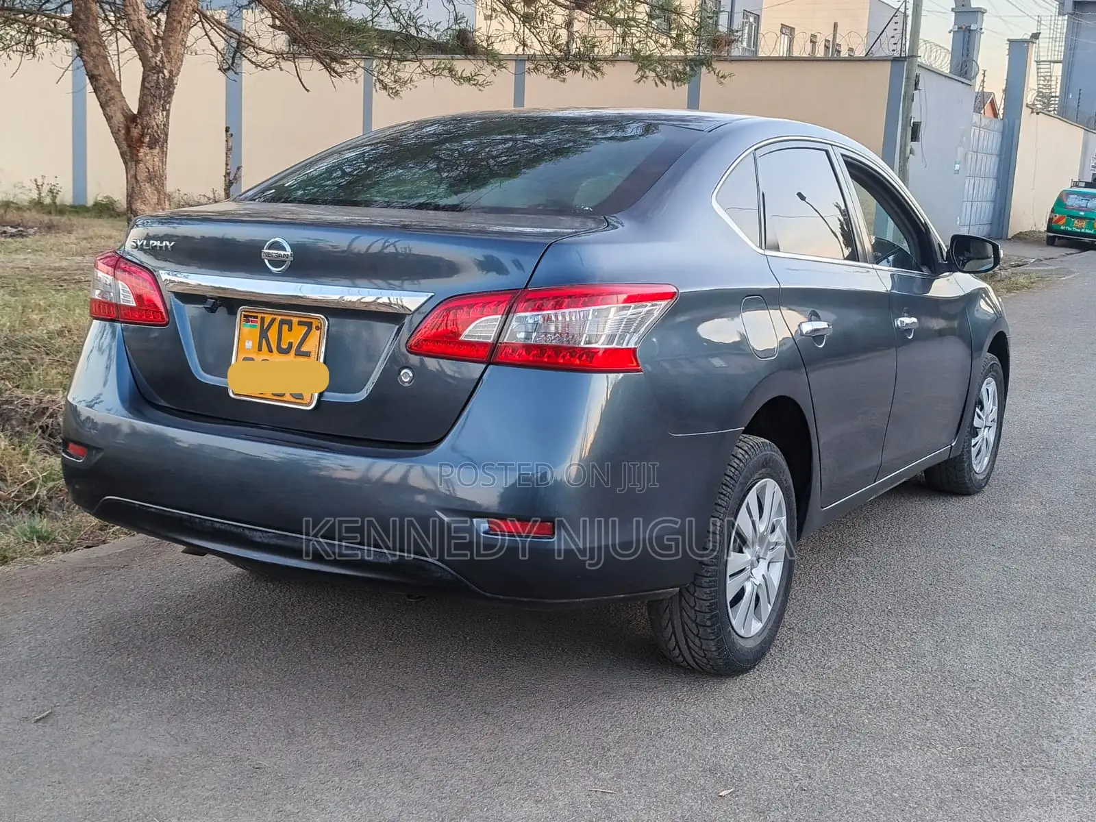 Nissan Bluebird 2013 Blue