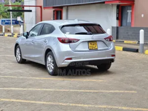 Mazda Axela 2018 Silver