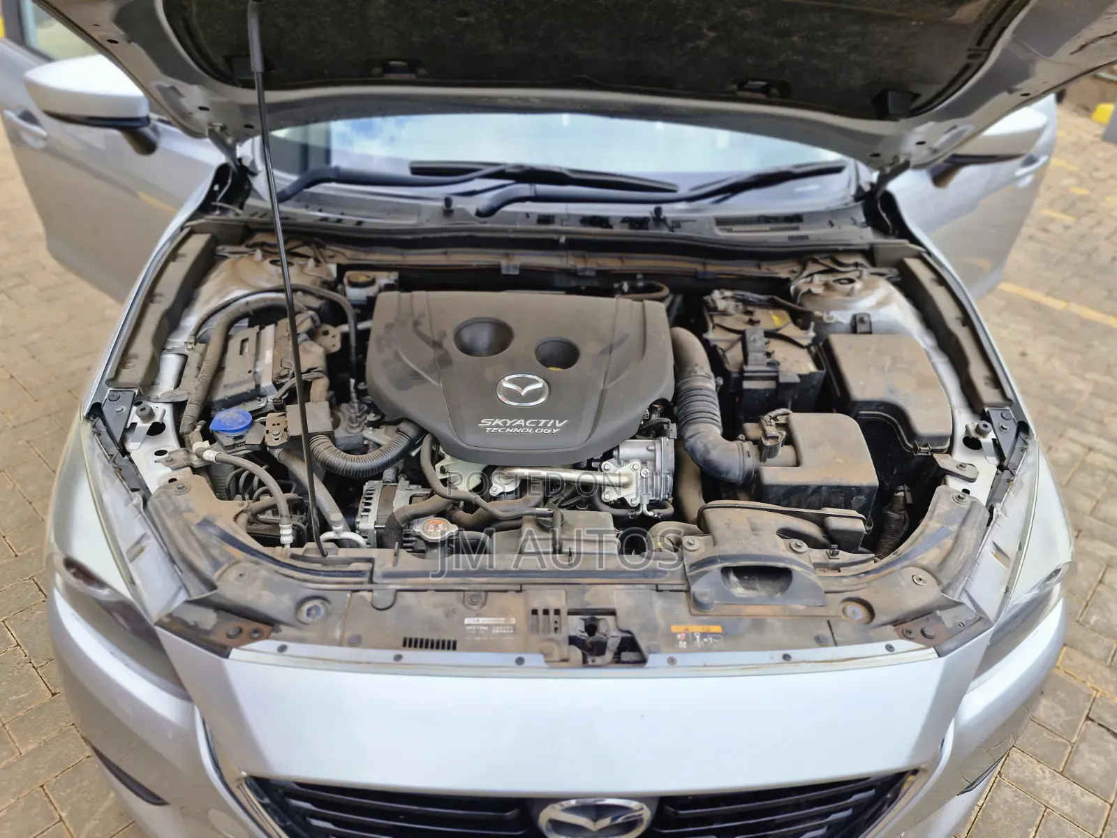 Mazda Axela 2018 Silver