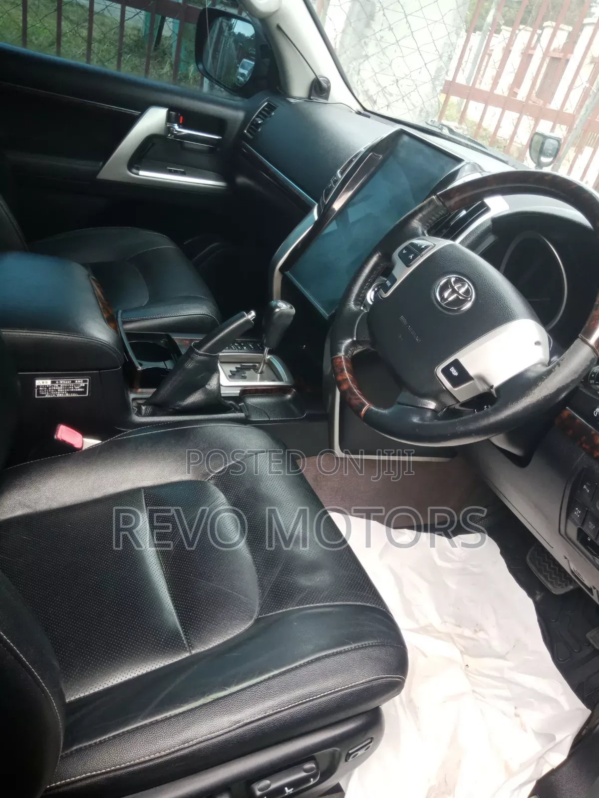 Toyota Land Cruiser 4.6 V8 ZX 2012 Black