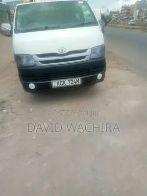 Toyota HiAce 2009 White