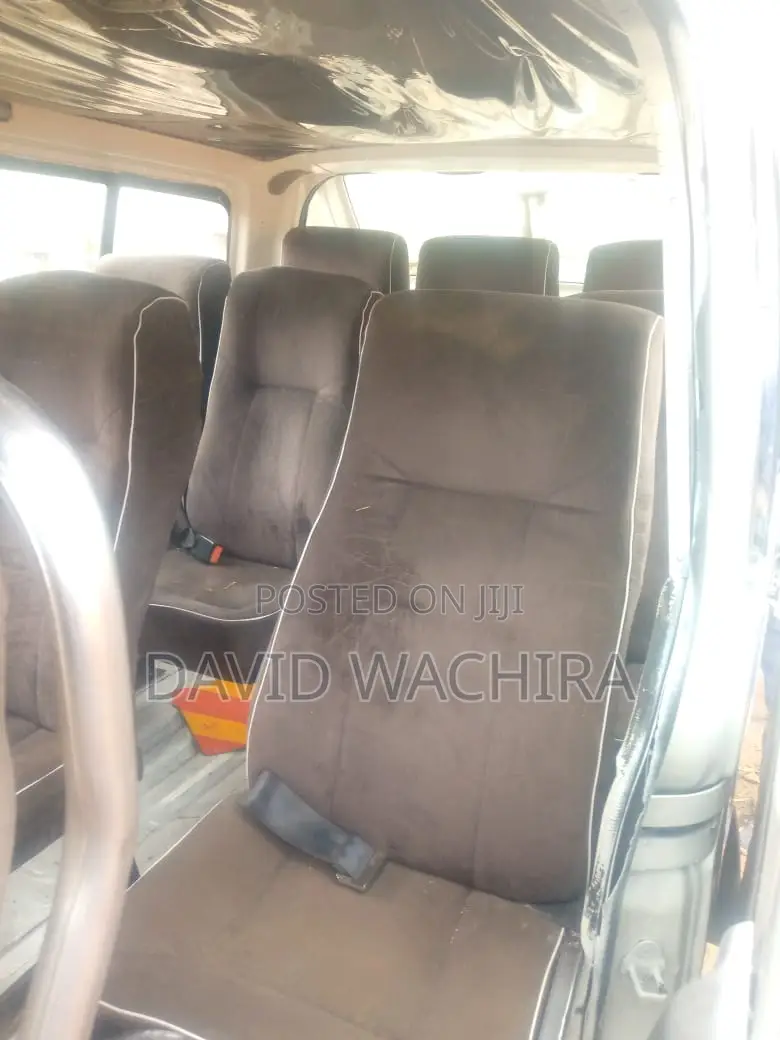Toyota HiAce 2009 White
