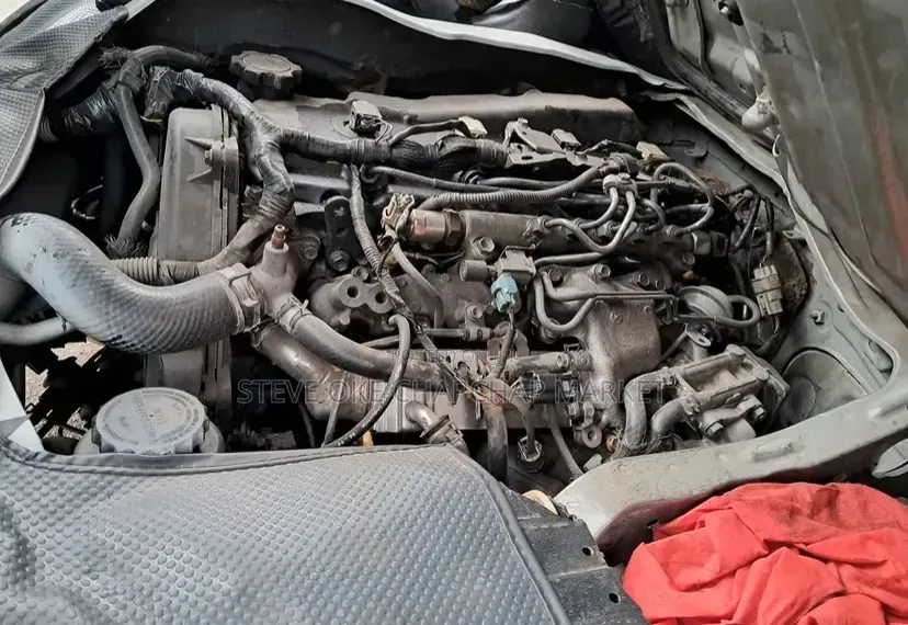 Toyota HiAce 2013