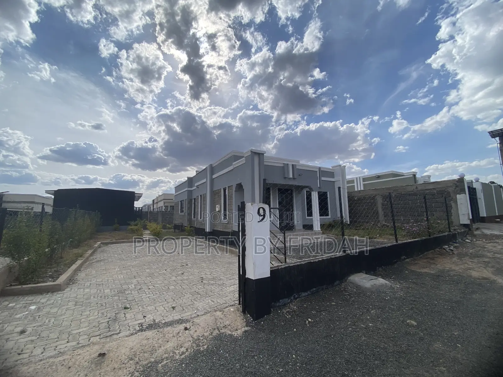 3bdrm Bungalow in Kitengela for sale