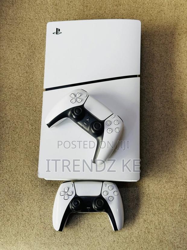 PlayStation 5 Slim - main view