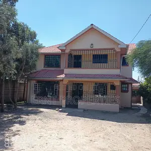 4bdrm Maisonette in Kinanie for sale
