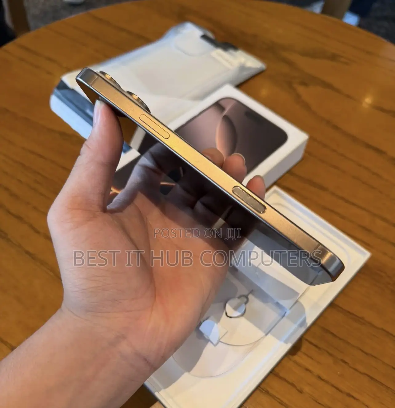 Apple iPhone 16 Pro Max 512 GB Gold