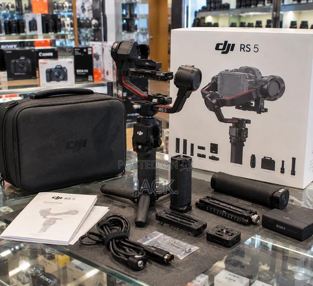 DJI RS 5 Camera Gimbal - main view