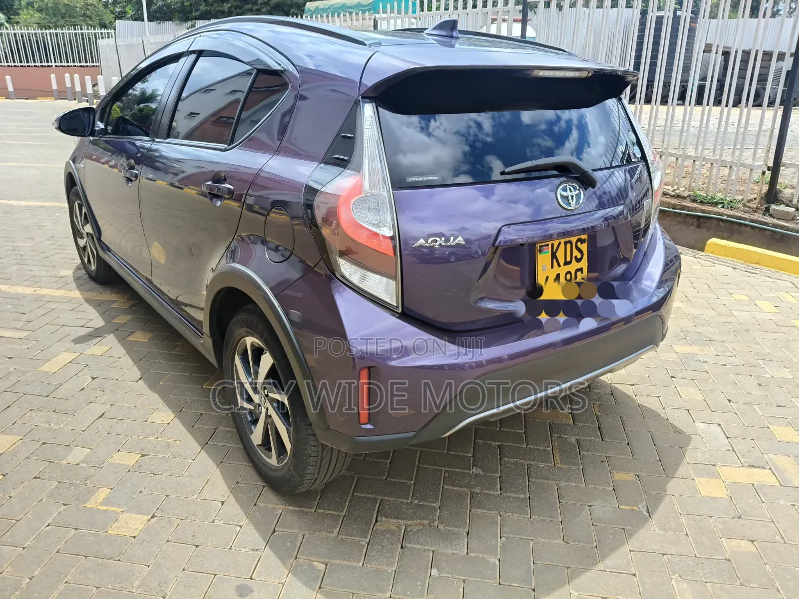 Toyota Aqua 2017 Purple