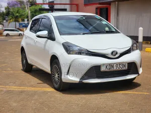 Toyota Vitz 1.3 FWD 3dr 2016 White