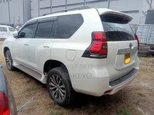 Toyota Land Cruiser Prado 2.7 2018 Pearl