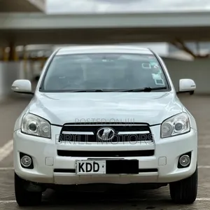 Toyota RAV4 2014 White