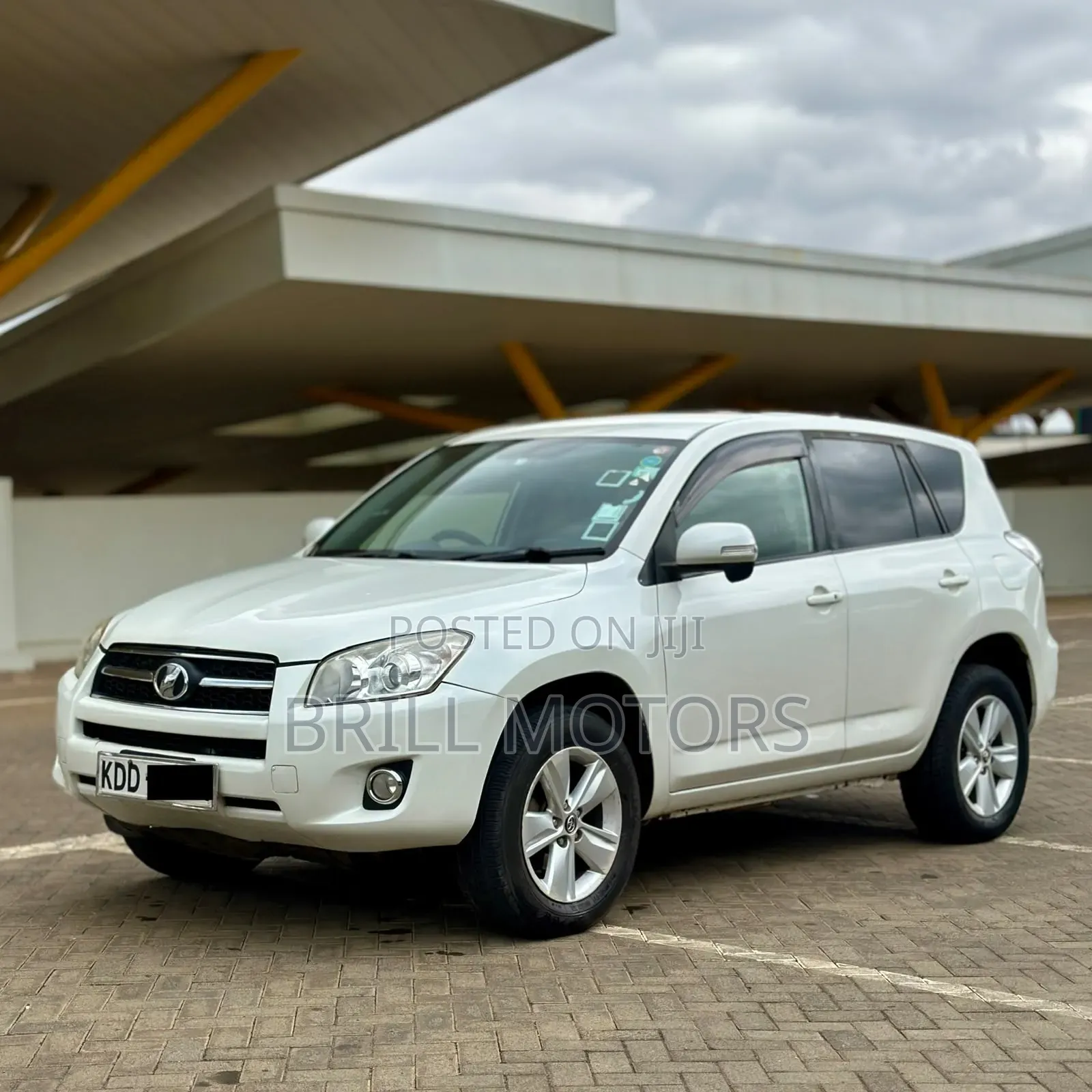 Toyota RAV4 2014 White