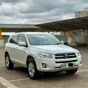 Toyota RAV4 2014 White