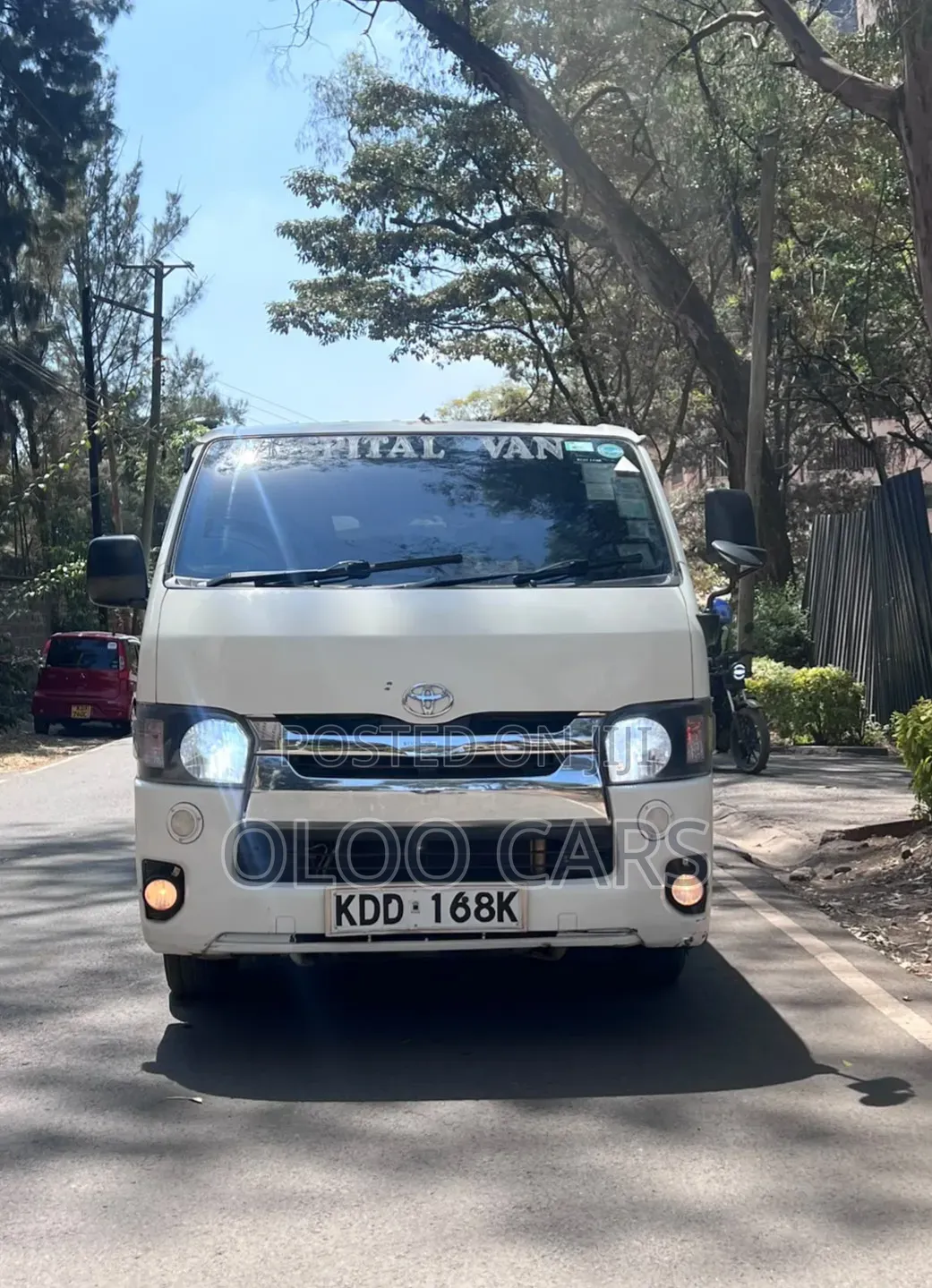 Toyota HiAce 2014 White