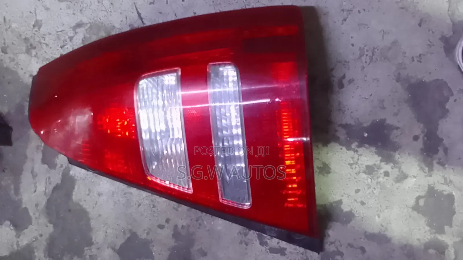 Subaru Sg5 Taillight