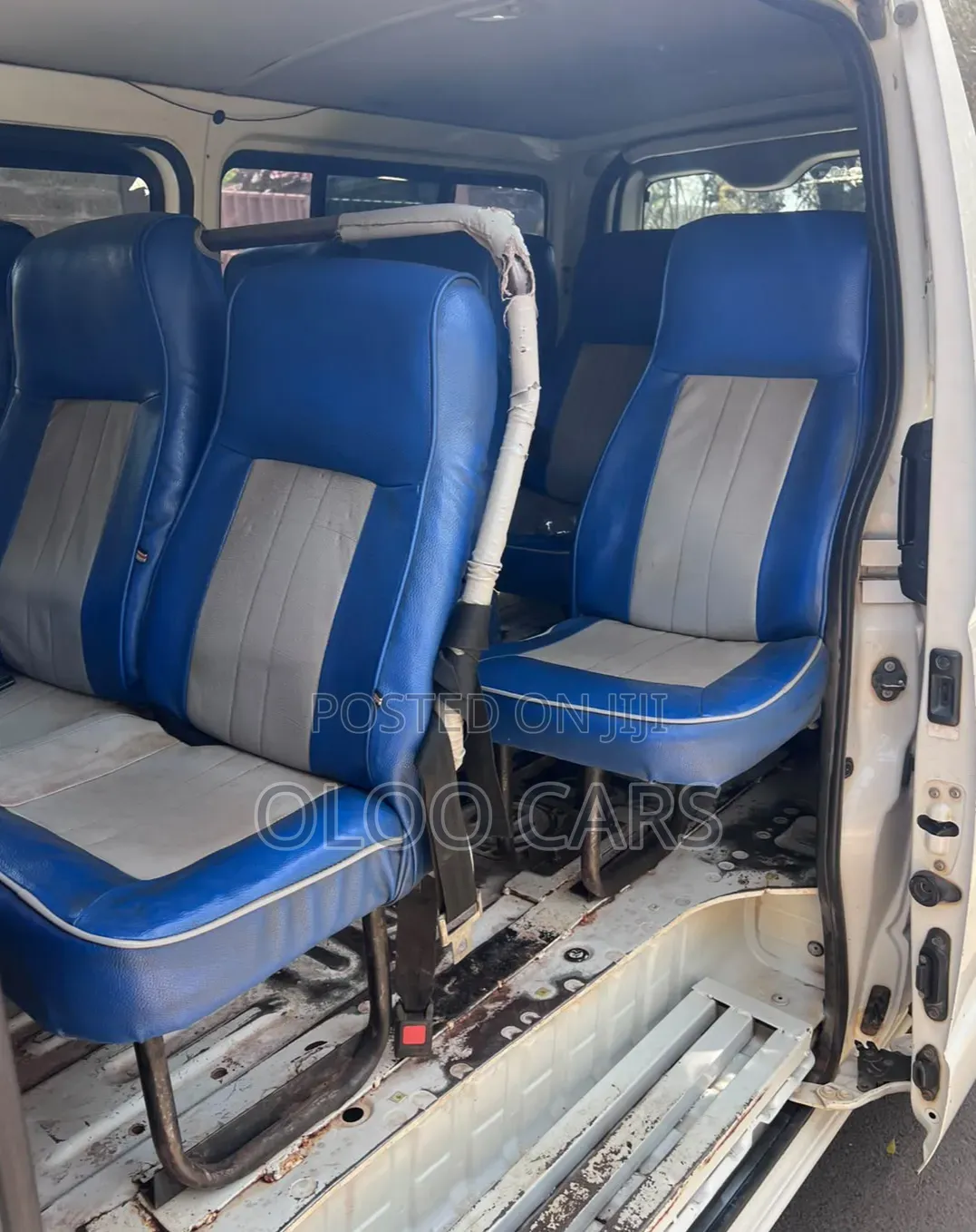 Toyota HiAce 2014 White