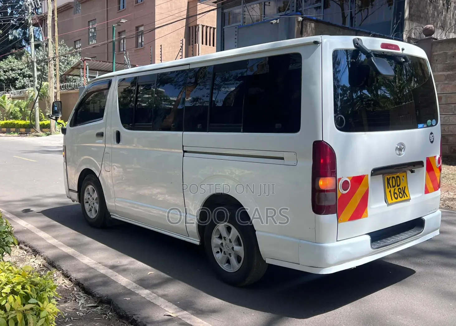 Toyota HiAce 2014 White