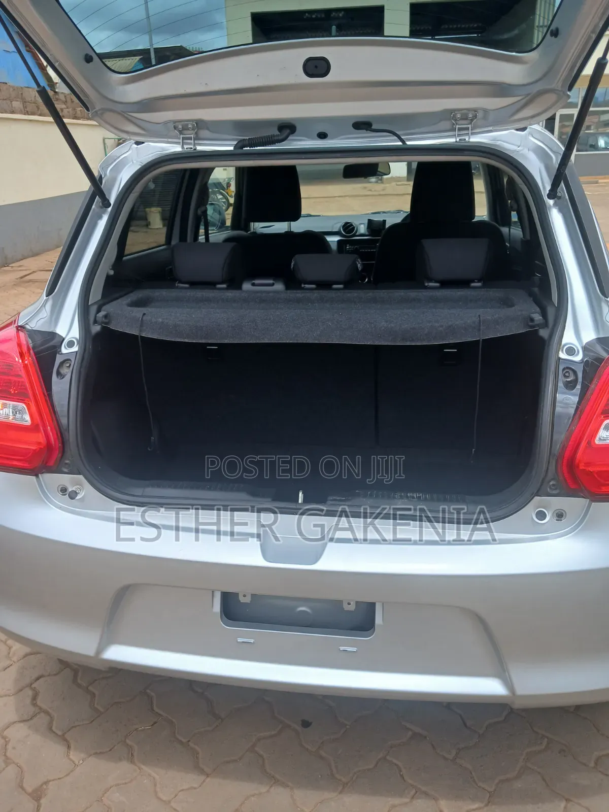 Suzuki Swift 2019 Silver