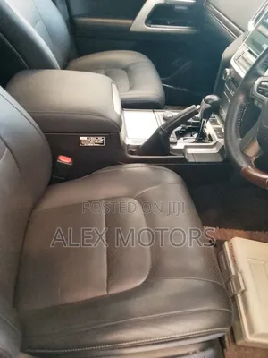 Toyota Land Cruiser 2019 White
