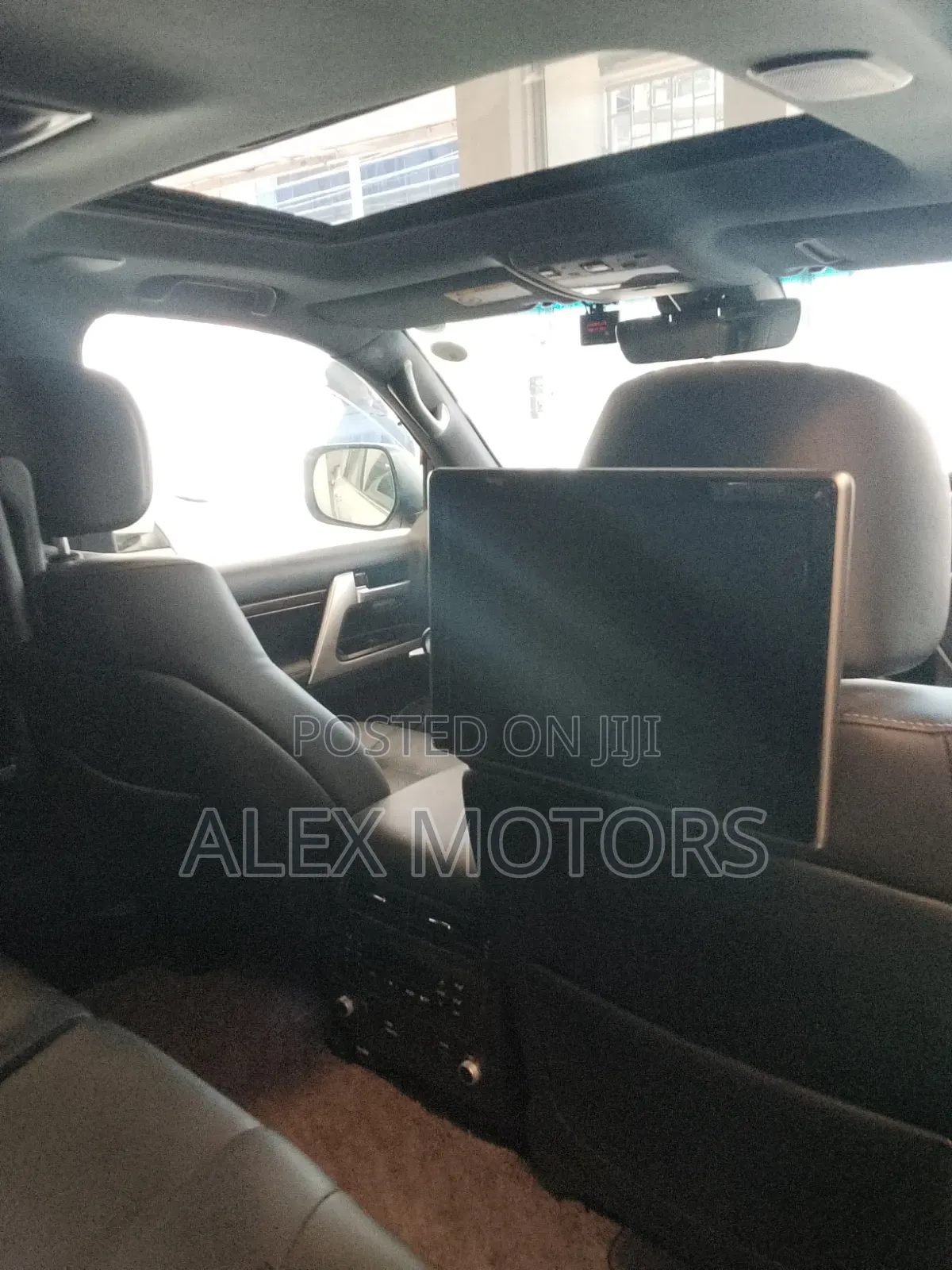 Toyota Land Cruiser 2019 White