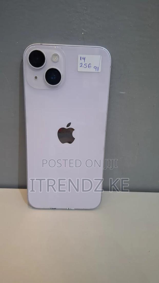 Apple iPhone 14 256 GB Purple - main view