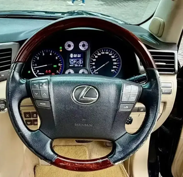Lexus LX 570 2010 Matt Black