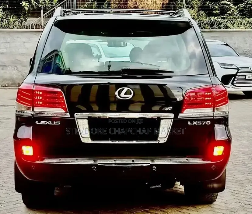 Lexus LX 570 2010 Matt Black