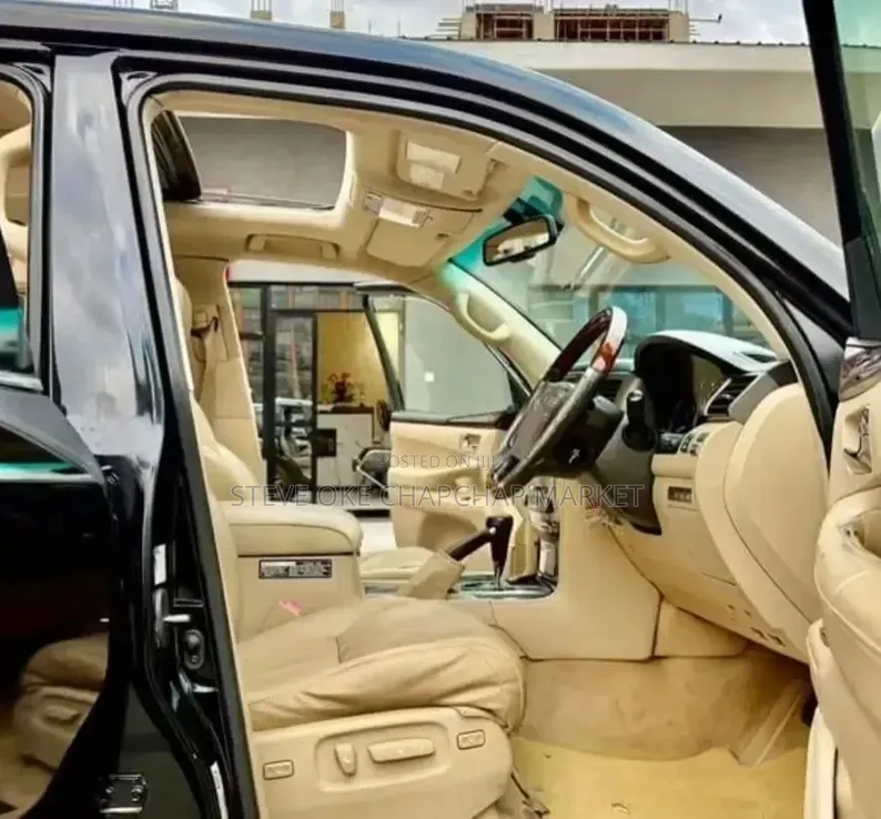 Lexus LX 570 2010 Matt Black