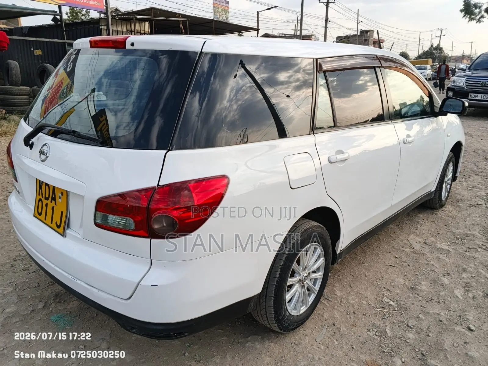 Nissan Wingroad 2013 White