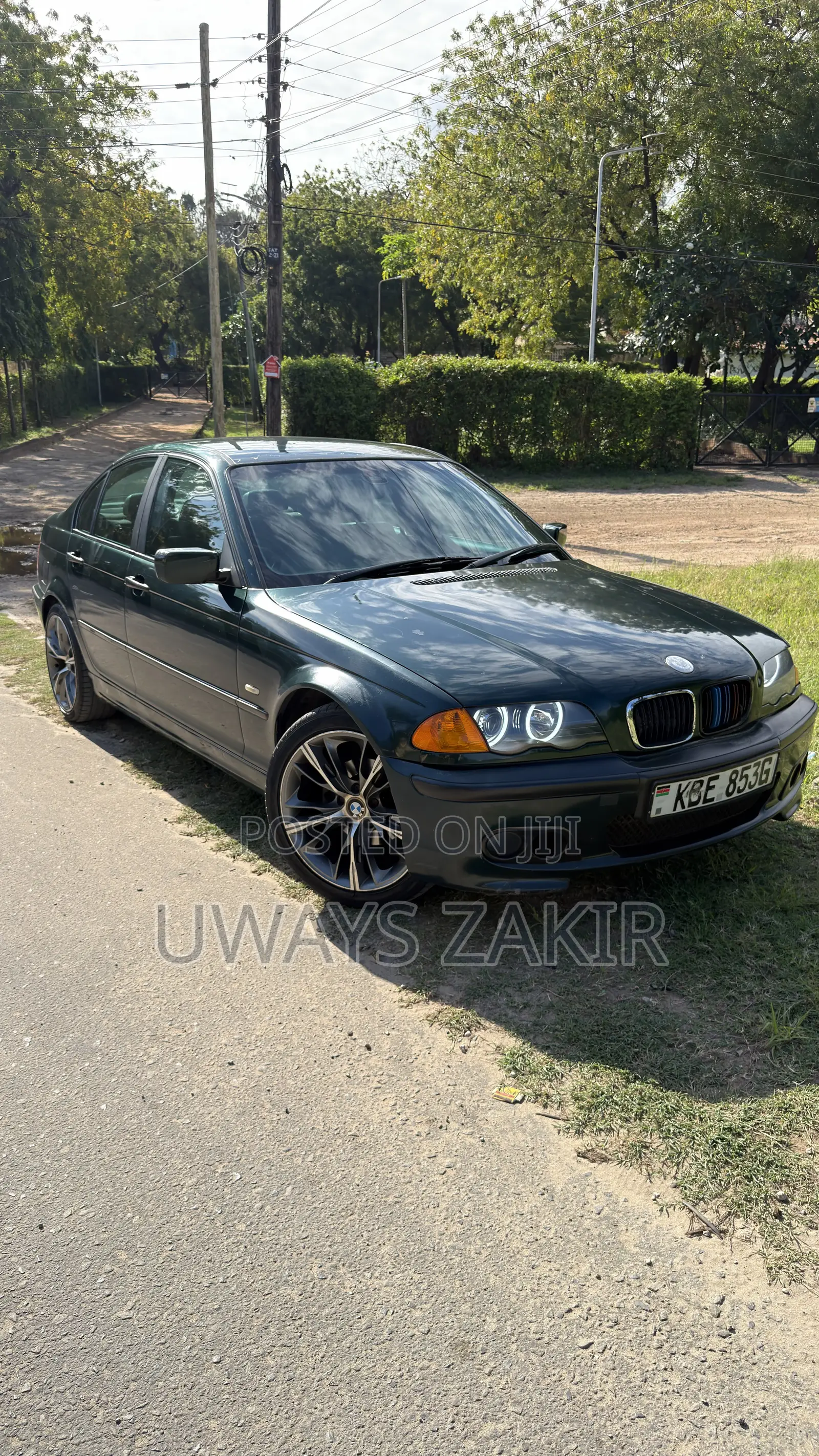BMW 318i 2002 Green