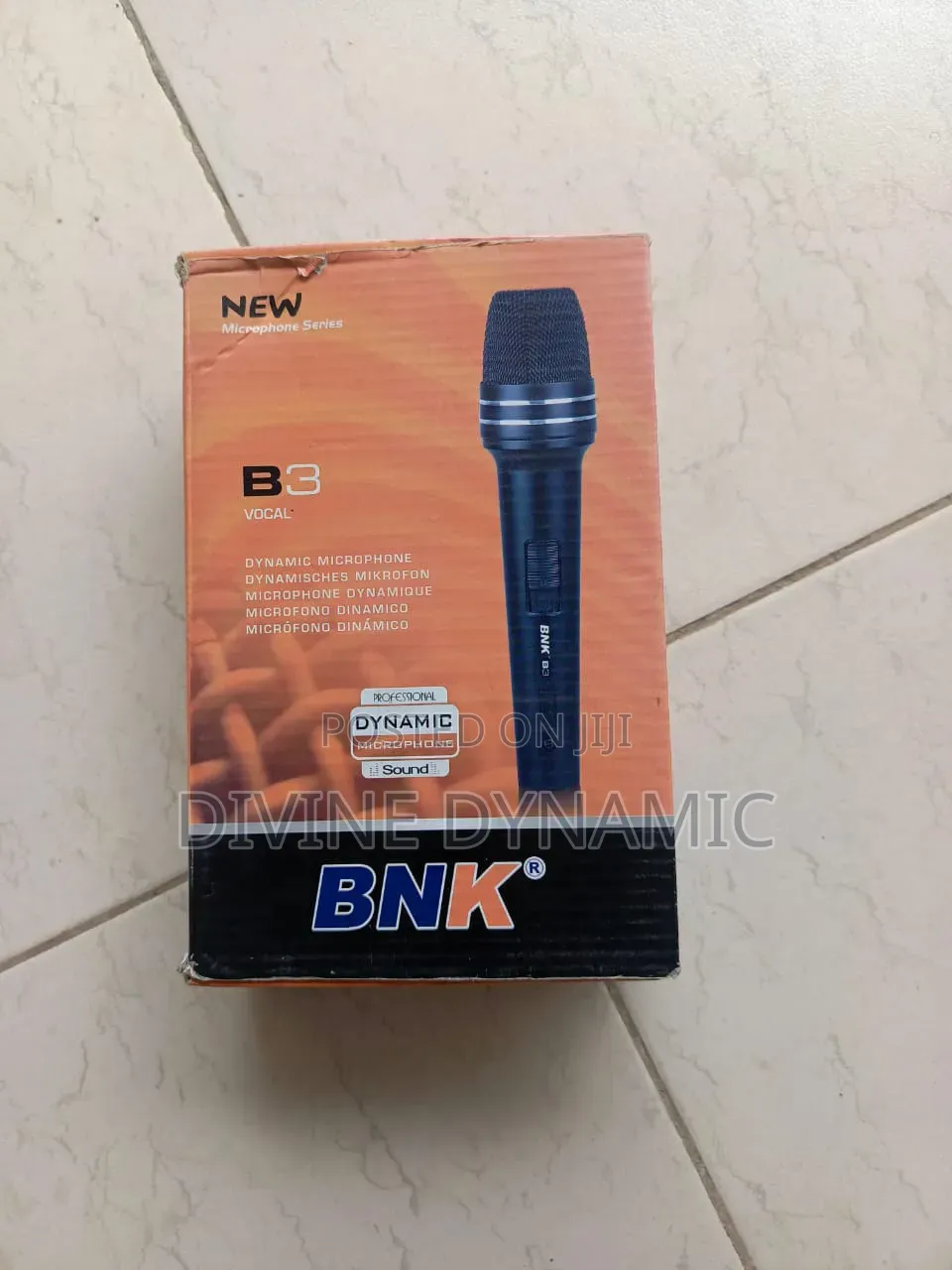 BNK B3 Vocal Coded Microphone