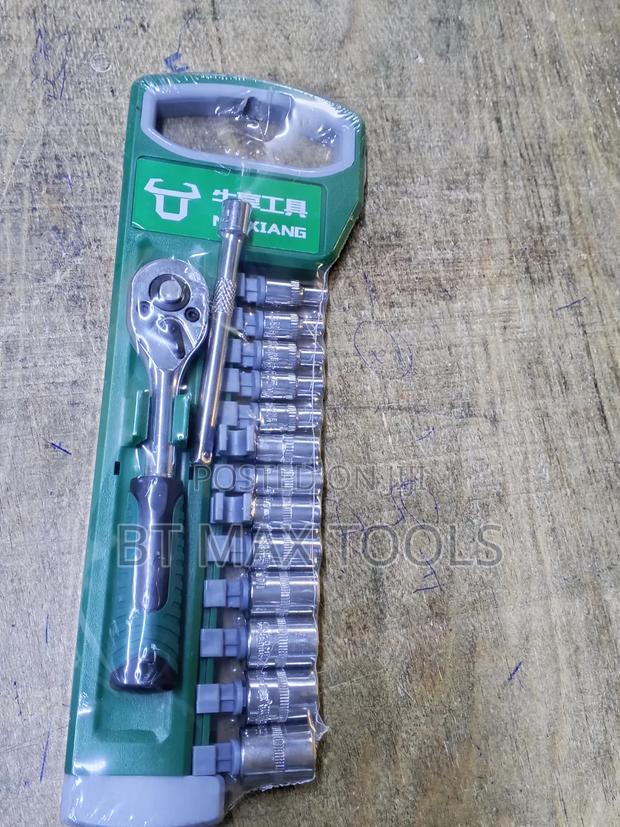 Ratchet Wrench - main view