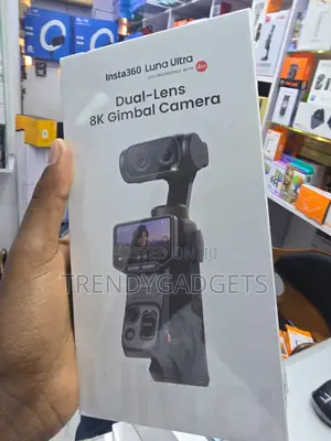 Insta360 Luna Ultra Dual Lens Pocket Gimbal Camera AI Tracking